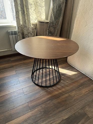 Круглый обеденный/журнальный стол в современном стиле. - Столешница at lalafo.kg Круглый обеденный/журнальный стол в современном стиле. - Столешница