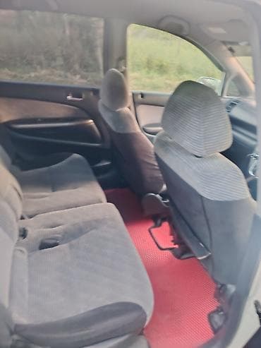 Honda Stream: 2001 г., 1.7 л, Автомат, Бензин, Универсал at lalafo.kg Honda Stream: 2001 г., 1.7 л, Автомат, Бензин, Универсал