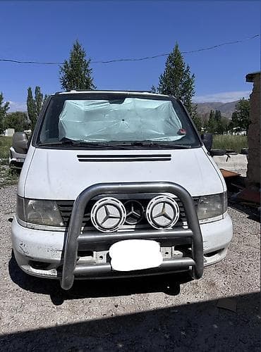 Mercedes-Benz Vito: 2000 г., 2.2 л, Механика, Дизель, Минивэн at lalafo.kg Mercedes-Benz Vito: 2000 г., 2.2 л, Механика, Дизель, Минивэн