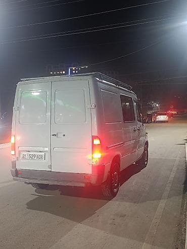 Легкий грузовик, Mercedes-Benz at lalafo.kg Легкий грузовик, Mercedes-Benz