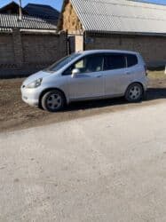 Honda Fit: 2003 г., 1.3 л, Вариатор, Бензин lalafo.kg да Honda Fit: 2003 г., 1.3 л, Вариатор, Бензин