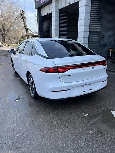 GAC: Электромобиль GAC Aion S, белый седан. Запас хода 460 СОХ 97 состояние lalafo.kg да — 5 GAC: Электромобиль GAC Aion S, белый седан. Запас хода 460 СОХ 97 состояние — 5