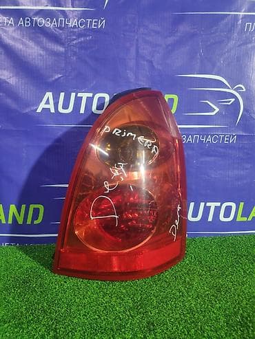 Задний правый стоп-сигнал Nissan 2005 г., Б/у, Оригинал, Япония at lalafo.kg Задний правый стоп-сигнал Nissan 2005 г., Б/у, Оригинал, Япония