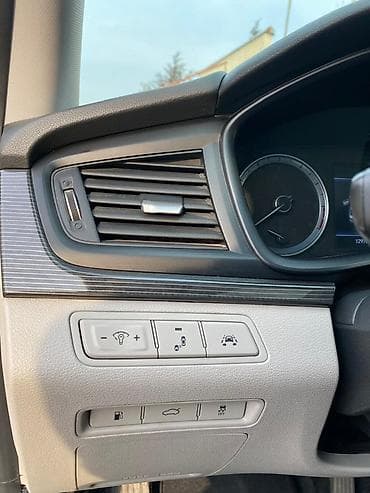 Hyundai Sonata: 2018 г., 2.4 л, Автомат, Бензин, Седан at lalafo.kg — 4 Hyundai Sonata: 2018 г., 2.4 л, Автомат, Бензин, Седан — 4