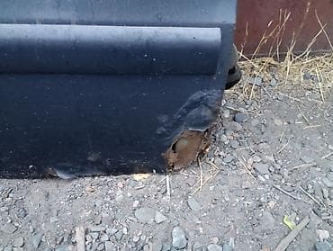 Дверь Передняя правая Toyota, Б/у, Оригинал at lalafo.kg Дверь Передняя правая Toyota, Б/у, Оригинал