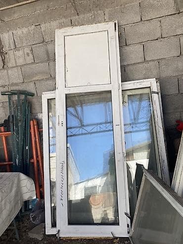 Готовое пластиковое окно, Тип окна: Балконные, Декоративные особенности: Фрамуга, Без установки, Без рассрочки at lalafo.kg Готовое пластиковое окно, Тип окна: Балконные, Декоративные особенности: Фрамуга, Без установки, Без рассрочки