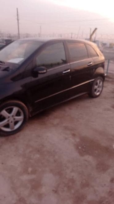 Mercedes-Benz B-Class: 2005 г., 1.8 л, Механика, Дизель, Хэтчбэк at lalafo.kg Mercedes-Benz B-Class: 2005 г., 1.8 л, Механика, Дизель, Хэтчбэк