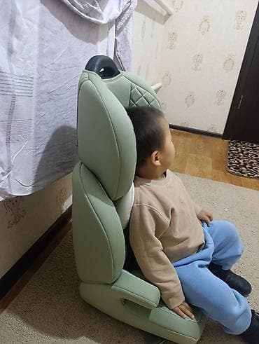 Автокресло, цвет - Зеленый at lalafo.kg Автокресло, цвет - Зеленый