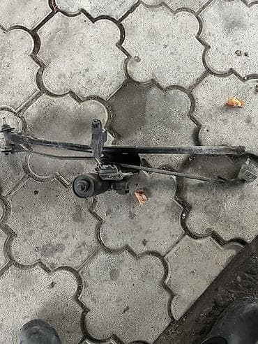 Трапеция дворников Audi, Б/у at lalafo.kg Трапеция дворников Audi, Б/у