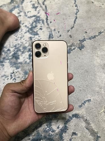 IPhone 11 Pro, Б/у, 256 ГБ, Золотой, Защитное стекло, 79 % at lalafo.kg IPhone 11 Pro, Б/у, 256 ГБ, Золотой, Защитное стекло, 79 %