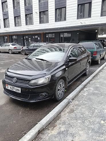Volkswagen Polo: 2013 г., 1.6 л, Механика, Бензин, Седан at lalafo.kg Volkswagen Polo: 2013 г., 1.6 л, Механика, Бензин, Седан