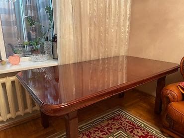 Продается стол 1.10х2м(2.5м). Реальным клиентам уступим. Стол at lalafo.kg Продается стол 1.10х2м(2.5м). Реальным клиентам уступим. Стол