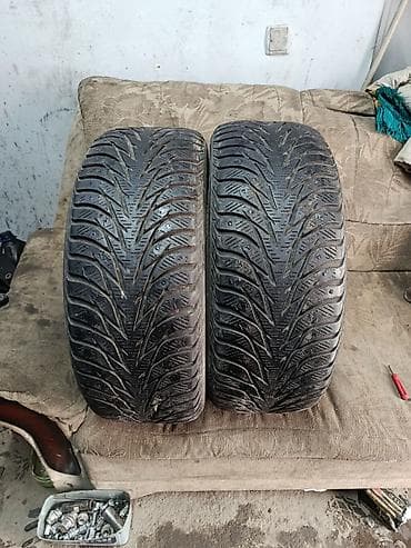 Шины 215 / 50 / R 17, Зимняя шипованная, Б/у, Комплект, Легковые, Япония, Yokohama at lalafo.kg Шины 215 / 50 / R 17, Зимняя шипованная, Б/у, Комплект, Легковые, Япония, Yokohama