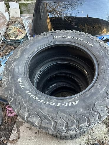 Шины 265 / 65 / R 17, Всесезонная, Б/у, Комплект, Внедорожные (АТ/МТ), США, BFGoodrich at lalafo.kg Шины 265 / 65 / R 17, Всесезонная, Б/у, Комплект, Внедорожные (АТ/МТ), США, BFGoodrich