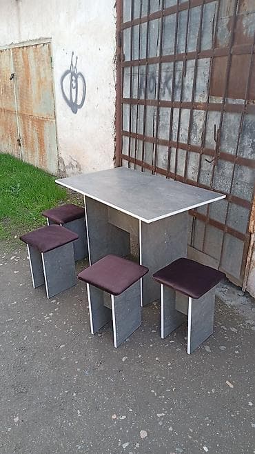 Кухонный стол и стул, Новый, Платная доставка, цвет - Серый at lalafo.kg Кухонный стол и стул, Новый, Платная доставка, цвет - Серый