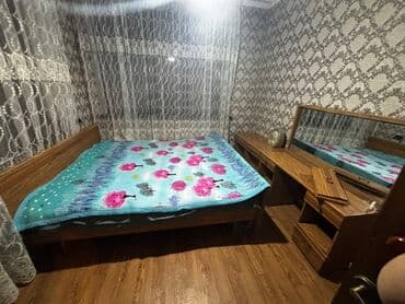 Спальный гарнитур, Б/у, Двуспальная кровать, ДСП, Самовывоз, цвет - Коричневый at lalafo.kg Спальный гарнитур, Б/у, Двуспальная кровать, ДСП, Самовывоз, цвет - Коричневый