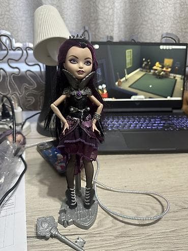 Продаю кукол monster high: 1)Твайла «Скарместр» (надо уложить только at lalafo.kg Продаю кукол monster high: 1)Твайла «Скарместр» (надо уложить только