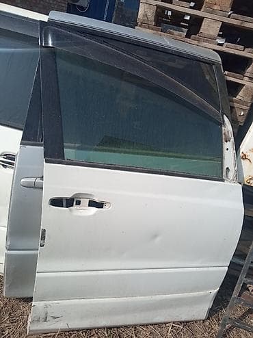 Продаю двери и бампера с туманниками, тайота эстима на запчасть at lalafo.kg Продаю двери и бампера с туманниками, тайота эстима на запчасть