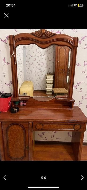 Спальный гарнитур, Б/у, Двуспальная кровать, Тумба, Шкаф, Белоруссия, Дерево, Самовывоз, цвет - Коричневый at lalafo.kg Спальный гарнитур, Б/у, Двуспальная кровать, Тумба, Шкаф, Белоруссия, Дерево, Самовывоз, цвет - Коричневый