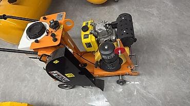 Бензорез дорожный (швонарезчик) ROLLE - Тип: напольный резчик at lalafo.kg Бензорез дорожный (швонарезчик) ROLLE - Тип: напольный резчик