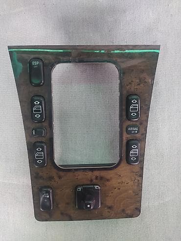 Центральная консоль Mercedes-Benz Оригинал at lalafo.kg Центральная консоль Mercedes-Benz Оригинал