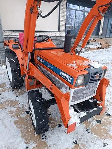 Минитрактор Kubota X20D с фронтальным погрузчиком . от компании at lalafo.kg Минитрактор Kubota X20D с фронтальным погрузчиком . от компании