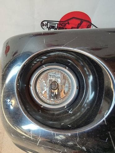 Правая противотуманная фара Toyota at lalafo.kg Правая противотуманная фара Toyota