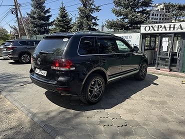 Volkswagen Touareg: 2010 г., 3.6 л, Типтроник, Бензин, Внедорожник at lalafo.kg Volkswagen Touareg: 2010 г., 3.6 л, Типтроник, Бензин, Внедорожник