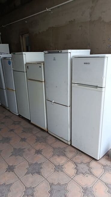 Холодильник Двухкамерный at lalafo.kg Холодильник Двухкамерный