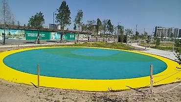 Покрытие для детских и спортивных площадок из бесшовной резиновой at lalafo.kg Покрытие для детских и спортивных площадок из бесшовной резиновой