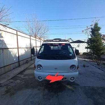 Легкий грузовик, Hyundai, Стандарт, 1,5 т, Б/у at lalafo.kg Легкий грузовик, Hyundai, Стандарт, 1,5 т, Б/у