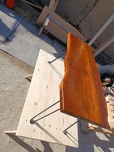 Журнальный/приставной столик в стиле лофт - Материал столешницы at lalafo.kg Журнальный/приставной столик в стиле лофт - Материал столешницы