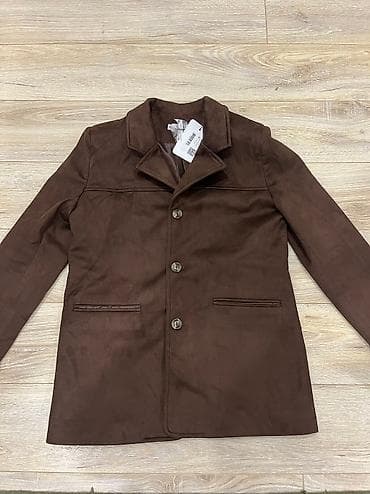 Пиджак новый . Размер 42 .
1500сом at lalafo.kg Пиджак новый . Размер 42 .
1500сом