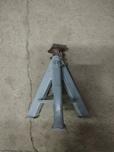 Домкрат 5 тонник Турник проёмный 70см-88см, Подпорная пирамида at lalafo.kg Домкрат 5 тонник Турник проёмный 70см-88см, Подпорная пирамида