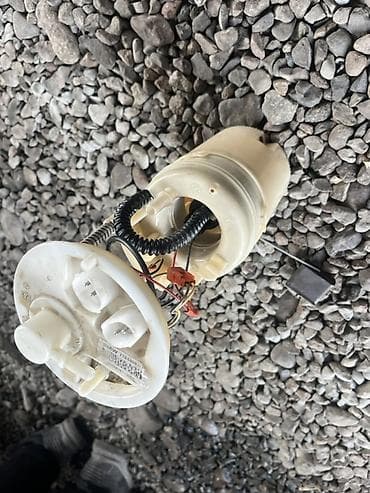 Бензонасос BMW 2008 г., Б/у, Оригинал, Германия at lalafo.kg Бензонасос BMW 2008 г., Б/у, Оригинал, Германия