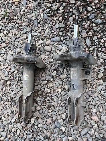 Передний амортизатор Hyundai 2019 г., Б/у, Оригинал at lalafo.kg Передний амортизатор Hyundai 2019 г., Б/у, Оригинал