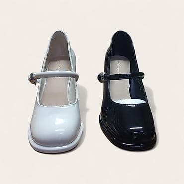 Туфли Mary Jane на среднем толстом каблуке - Фасон: классические Mary at lalafo.kg Туфли Mary Jane на среднем толстом каблуке - Фасон: классические Mary