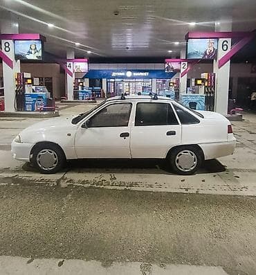 Daewoo Nexia: 2010 г., Седан at lalafo.kg Daewoo Nexia: 2010 г., Седан