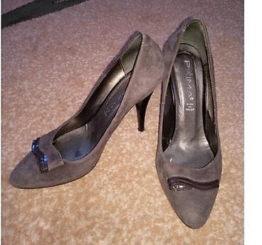 Туфли натуральные замшевые, серые, б/у, 37 размер, одевали 1 раз at lalafo.kg Туфли натуральные замшевые, серые, б/у, 37 размер, одевали 1 раз