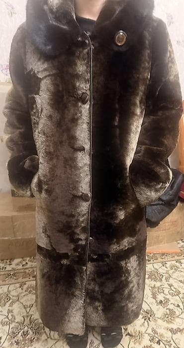 Шуба, Длинная модель, Турция, С капюшоном, XL at lalafo.kg Шуба, Длинная модель, Турция, С капюшоном, XL