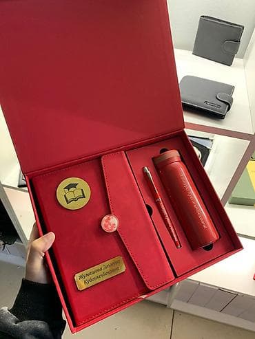 Именные подарочные наборы с гравировкой. Принимаем заказы на 8 марта at lalafo.kg Именные подарочные наборы с гравировкой. Принимаем заказы на 8 марта