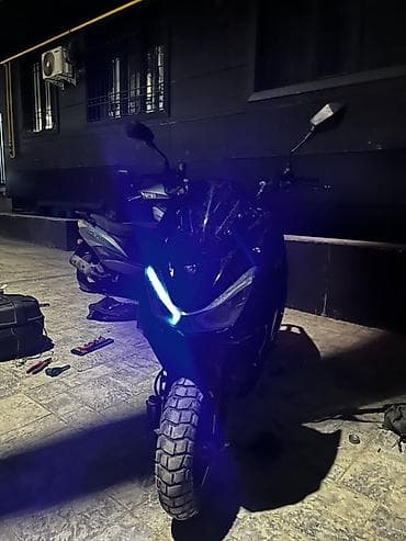 Скутер Limi (черный цвет) - Кузов спорт-стиля с агрессивной at lalafo.kg Скутер Limi (черный цвет) - Кузов спорт-стиля с агрессивной