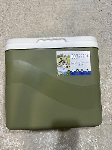 Портативный термобокс (Cooler Box), оливковый корпус с белой крышкой at lalafo.kg Портативный термобокс (Cooler Box), оливковый корпус с белой крышкой