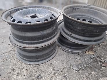 Железные Диски R 15 Комплект, отверстий - 4, Б/у at lalafo.kg Железные Диски R 15 Комплект, отверстий - 4, Б/у