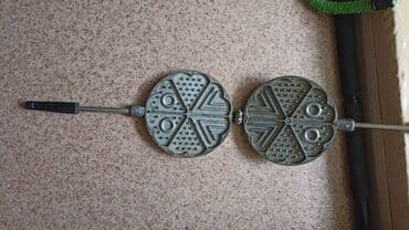 Продаю .Советская форма для печенья сердечки . Возможен обмен на что at lalafo.kg Продаю .Советская форма для печенья сердечки . Возможен обмен на что