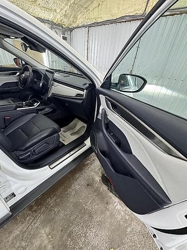 JMEV: JMEV EX5: 2021 г., Электромобиль, Кроссовер lalafo.kg да — 8 JMEV: JMEV EX5: 2021 г., Электромобиль, Кроссовер — 8