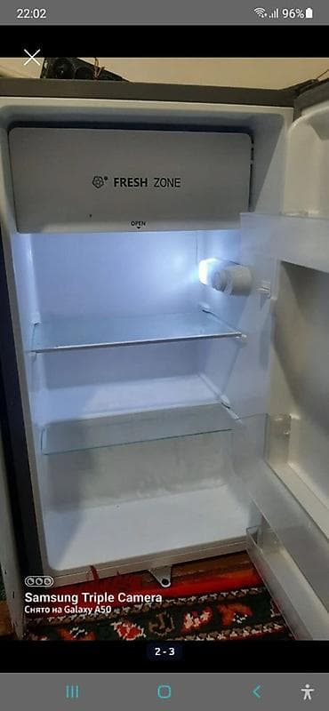 Б/у холодильник продается, есть дефект снаружи, чётко работает👌 at lalafo.kg Б/у холодильник продается, есть дефект снаружи, чётко работает👌