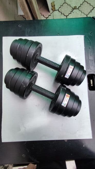 Гантели железные разборные Вес одной гантели 15кг Общий вес 30кг at lalafo.kg Гантели железные разборные Вес одной гантели 15кг Общий вес 30кг