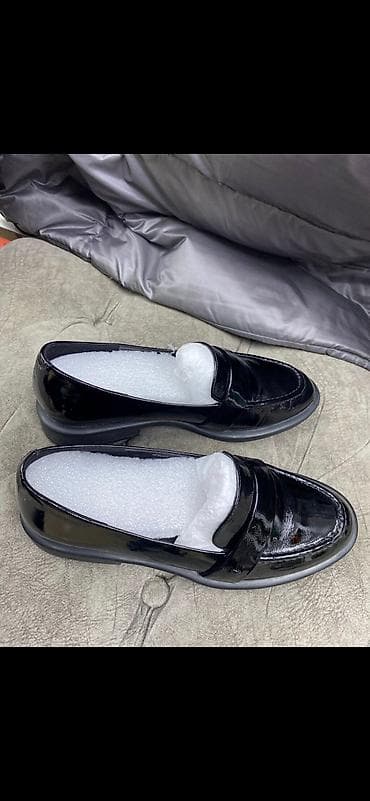 Женские туфли лоферы Натуральная кожа полностью, сверху лак Надела at lalafo.kg Женские туфли лоферы Натуральная кожа полностью, сверху лак Надела