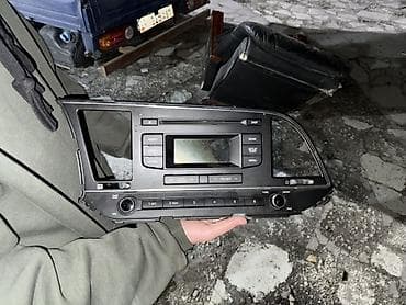 Штатная магнитола Hyundai/Kia (оригинал) - Производитель: Hyundai at lalafo.kg Штатная магнитола Hyundai/Kia (оригинал) - Производитель: Hyundai